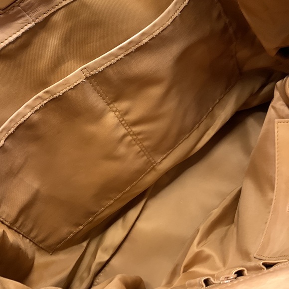 Vintage Leather Purse - Picture 10 of 13